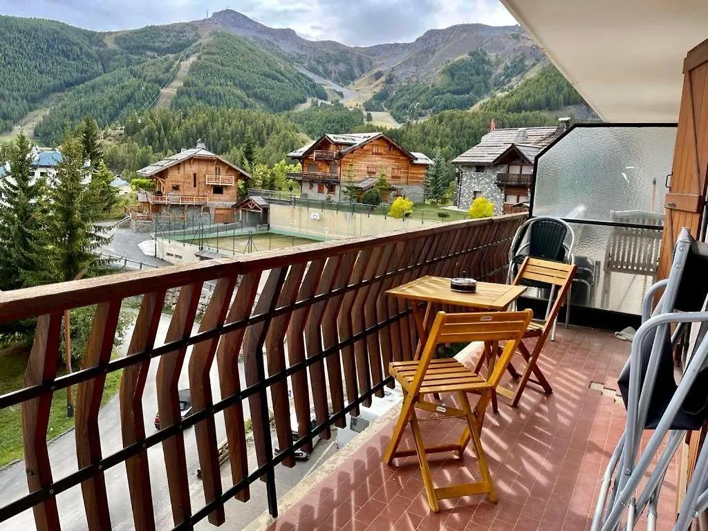 Appartement 2 Pieces Spacieux Terrasse Vues Sur Les Pistes Saint-Etienne-de-Tinee France